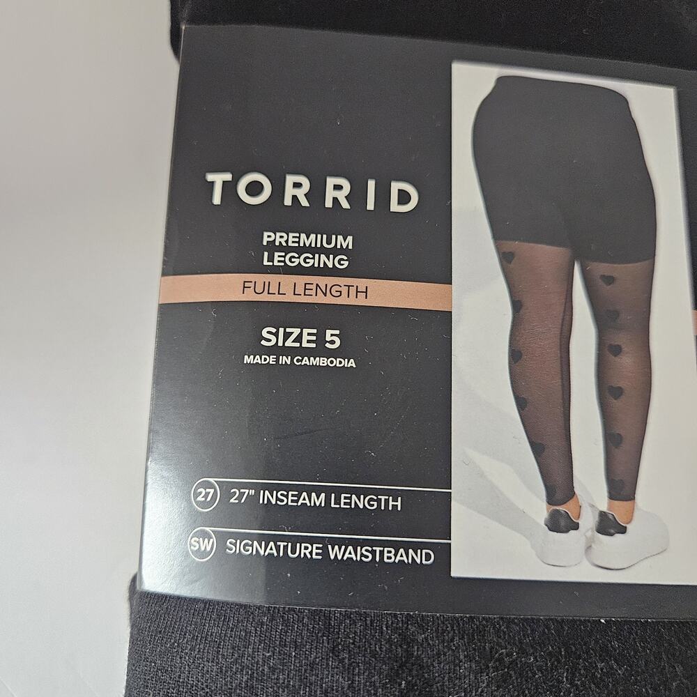 Torrid Full-Length Flocked Legging Black Size 5 Plus Size Mesh Hearts NWT - Picture 2 of 4